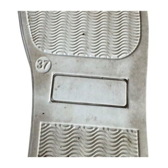 Zadig & Voltaire Women's Sz 37 (6.5) ZV1747 Black Leather Studded Sneakers - Picture 11 of 12